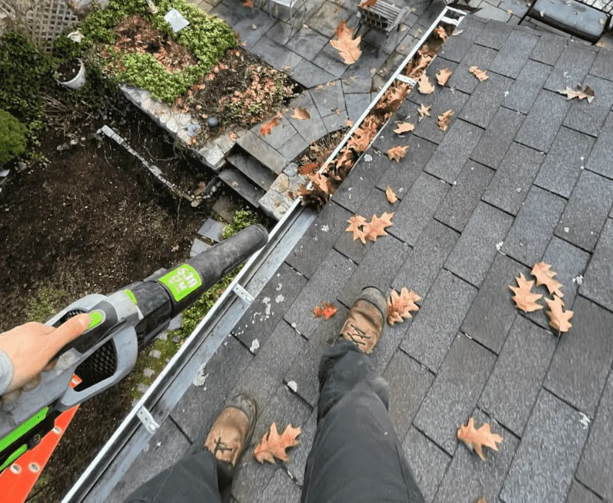 Gutter Cleaning service in Shaker Heights, OH